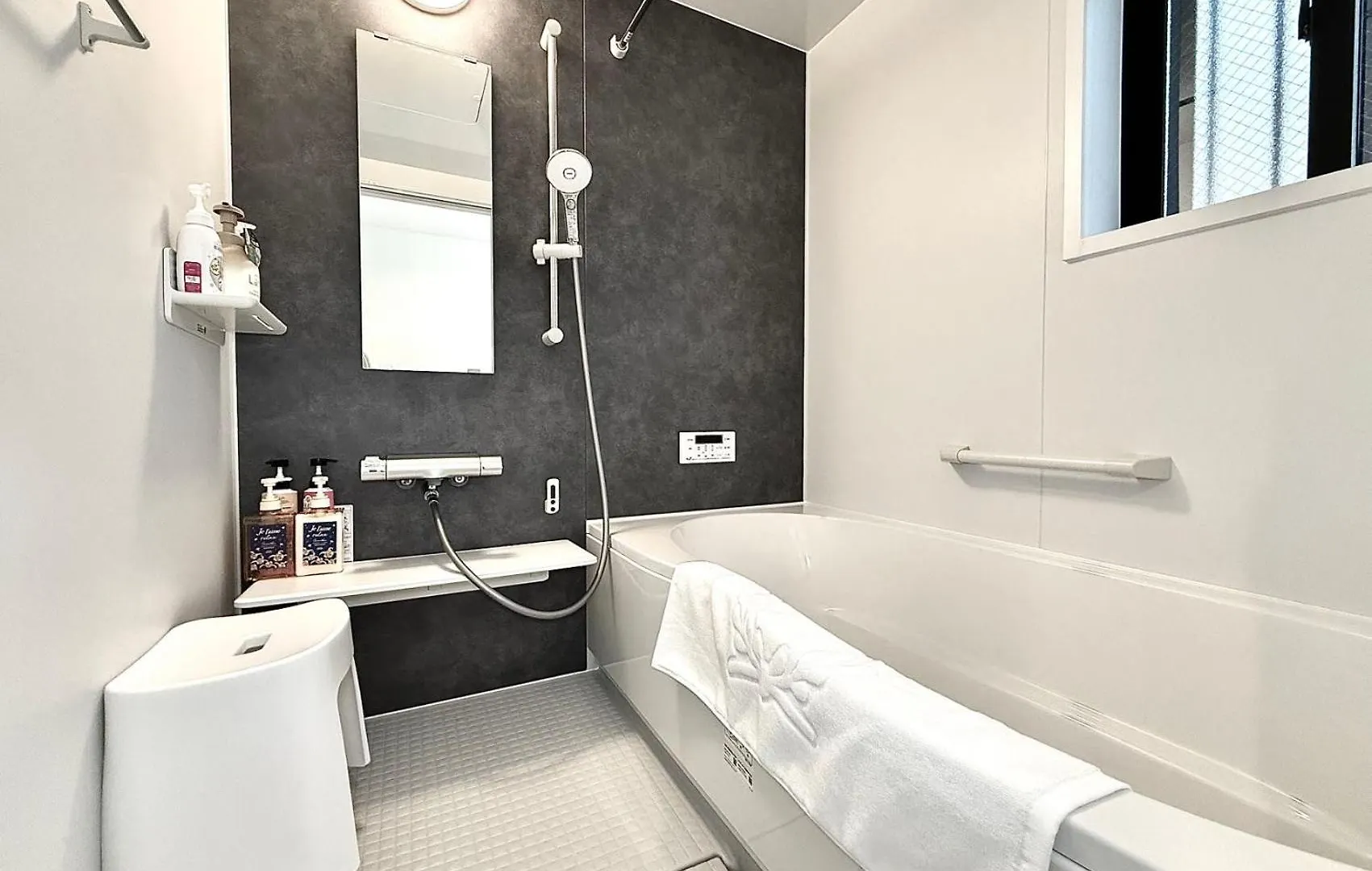 Katsushika House Aparthotel Tokyo